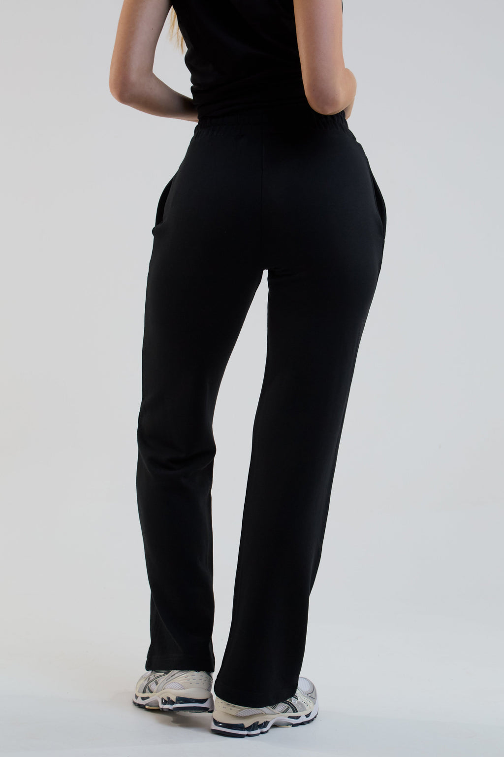 Storm Wide Leg Jogger - Black