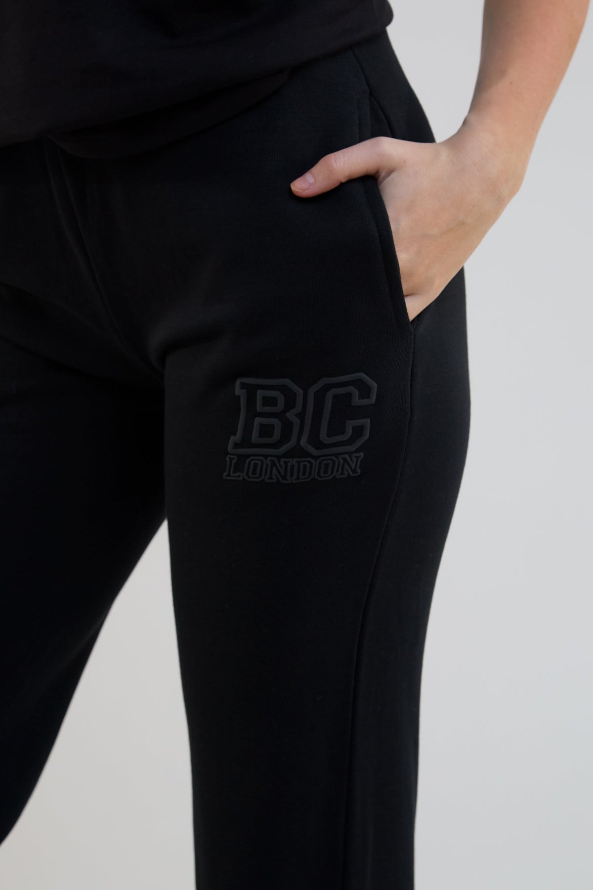 Storm Wide Leg Jogger - Black