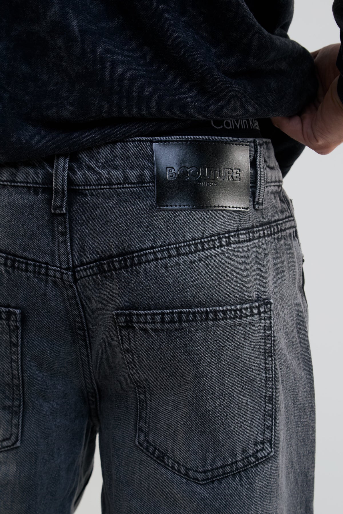 Southbank Loose Fit Rigid Denim Jeans - Washed Black