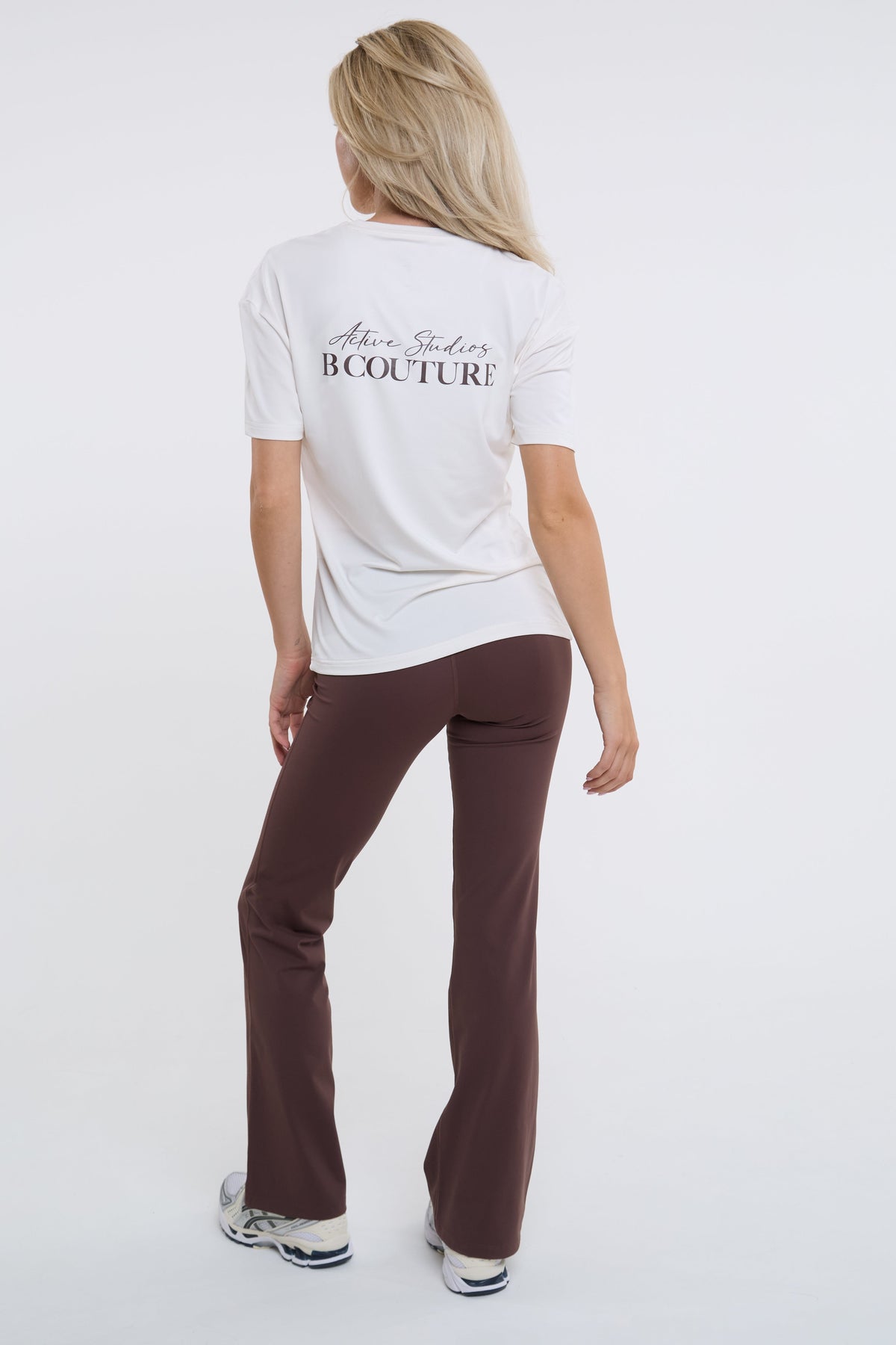 Active Studio Flared Leggings & T-Shirt Set - Cream/Brown