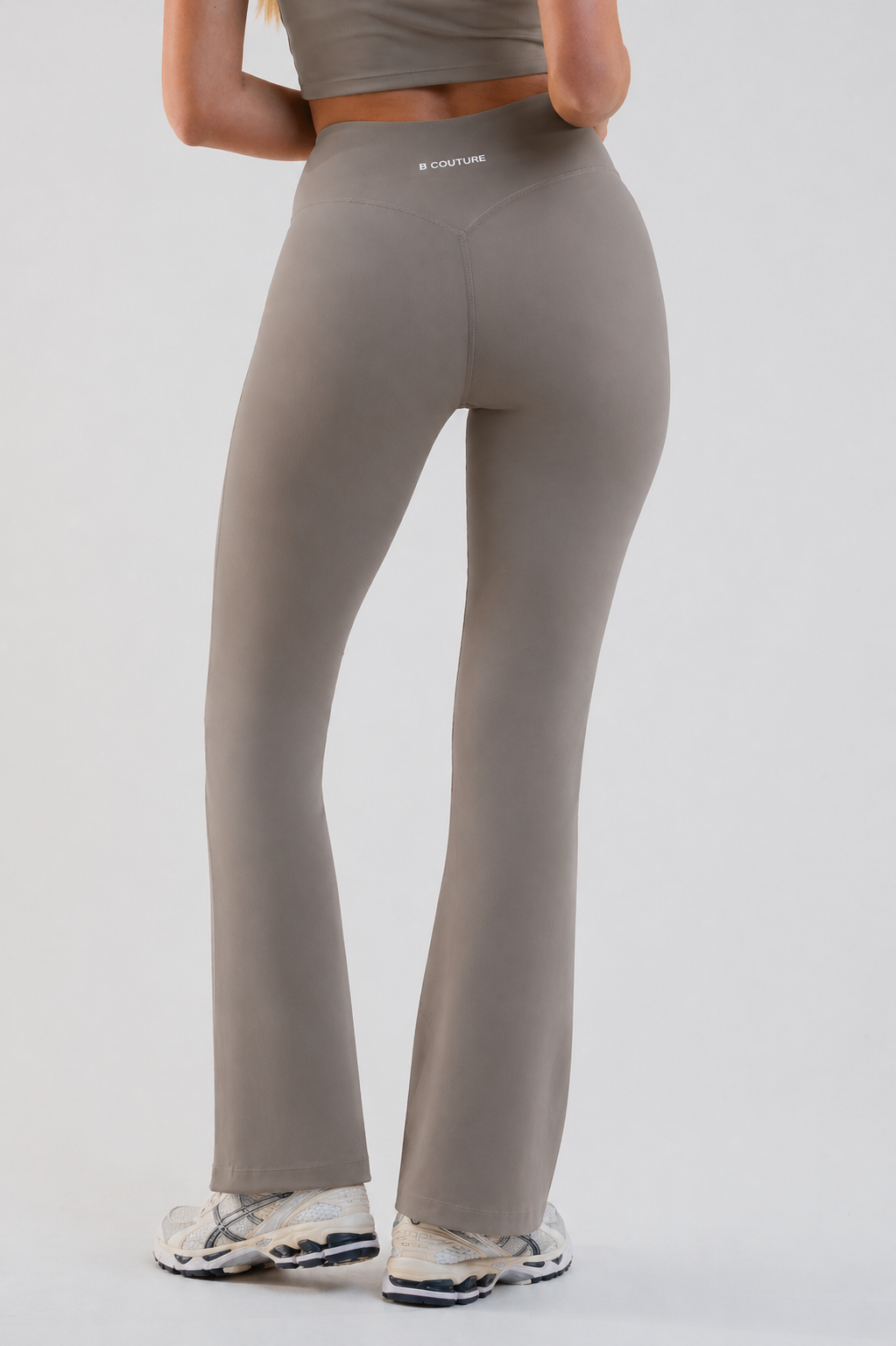 Kairo High-Waisted Flared Leggings - Olive