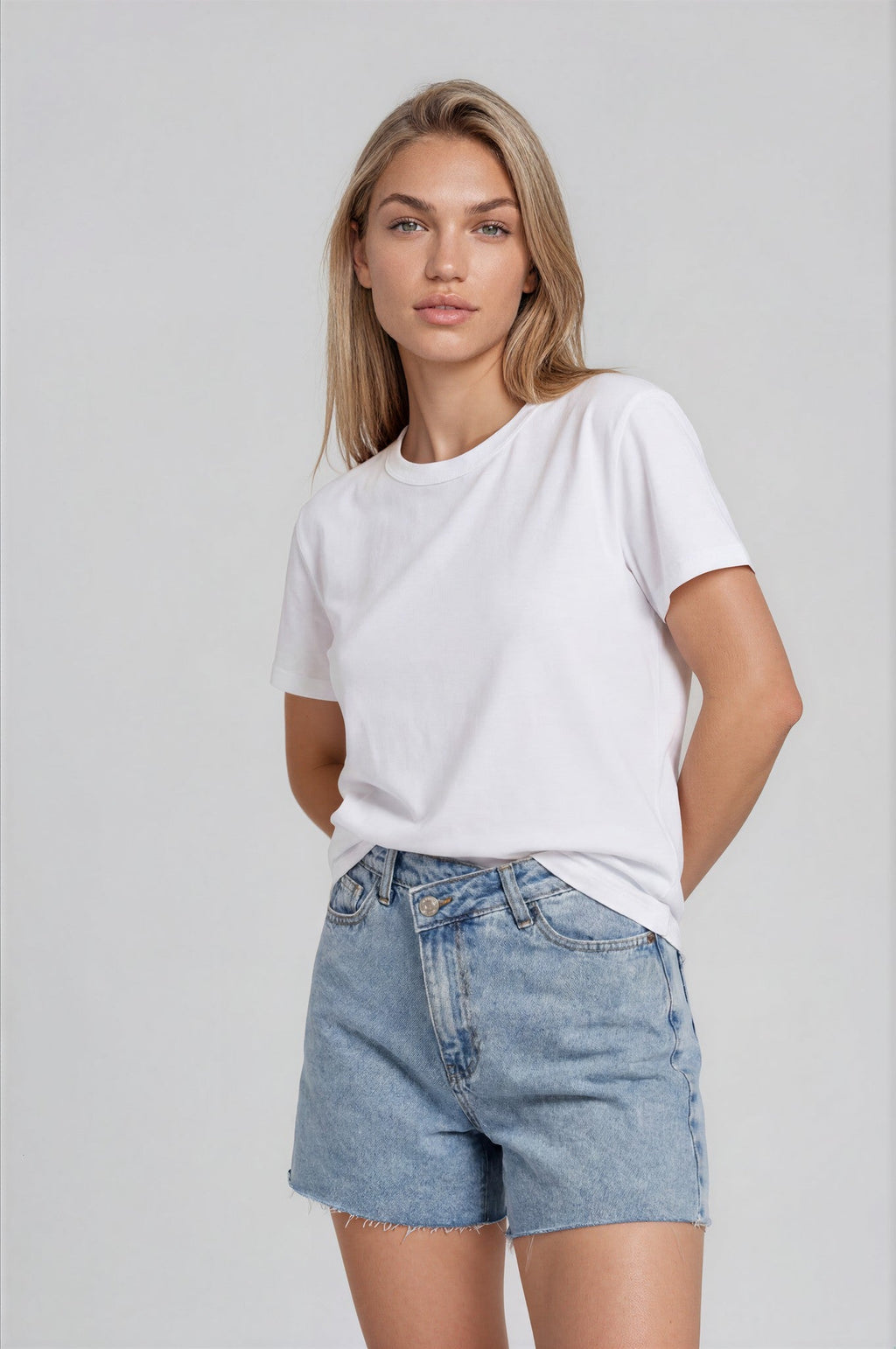 Thea Boyfriend Denim Shorts - Light Blue
