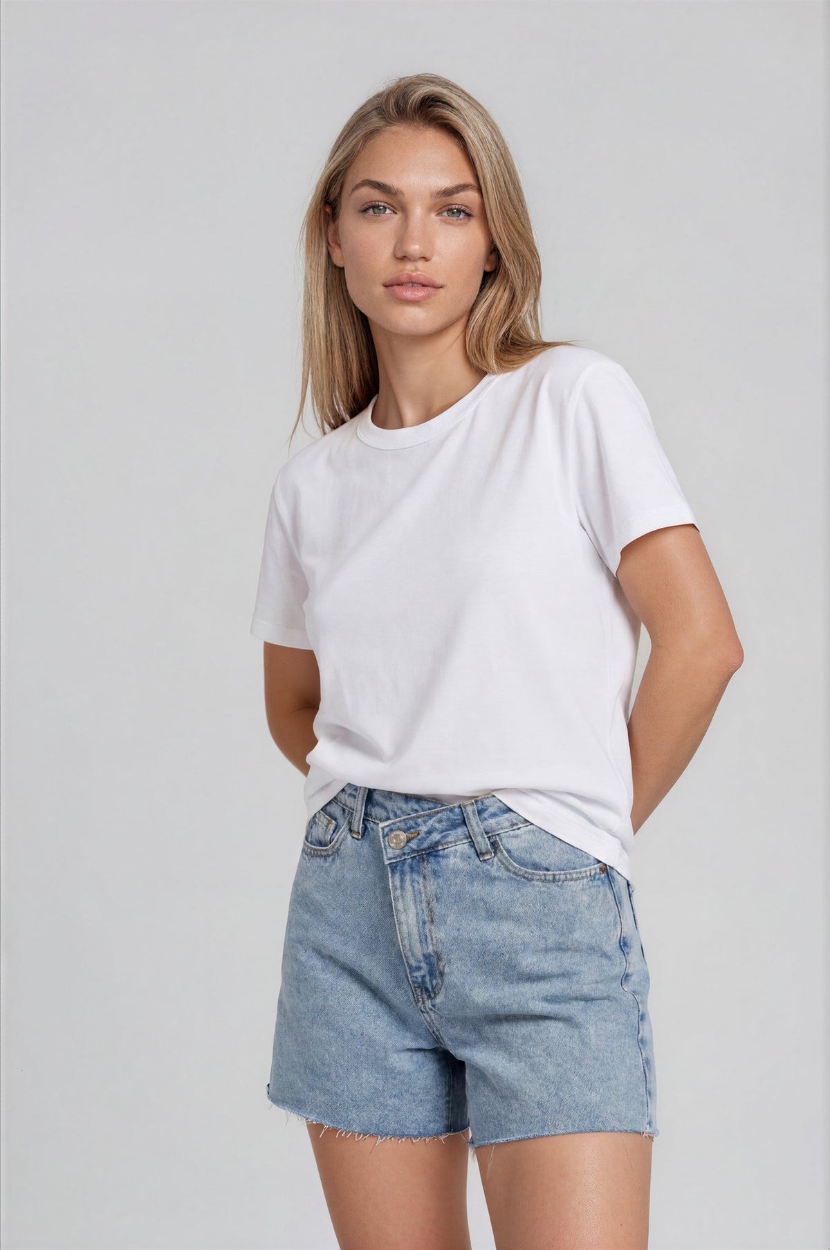 Thea Boyfriend Denim Shorts - Light Blue